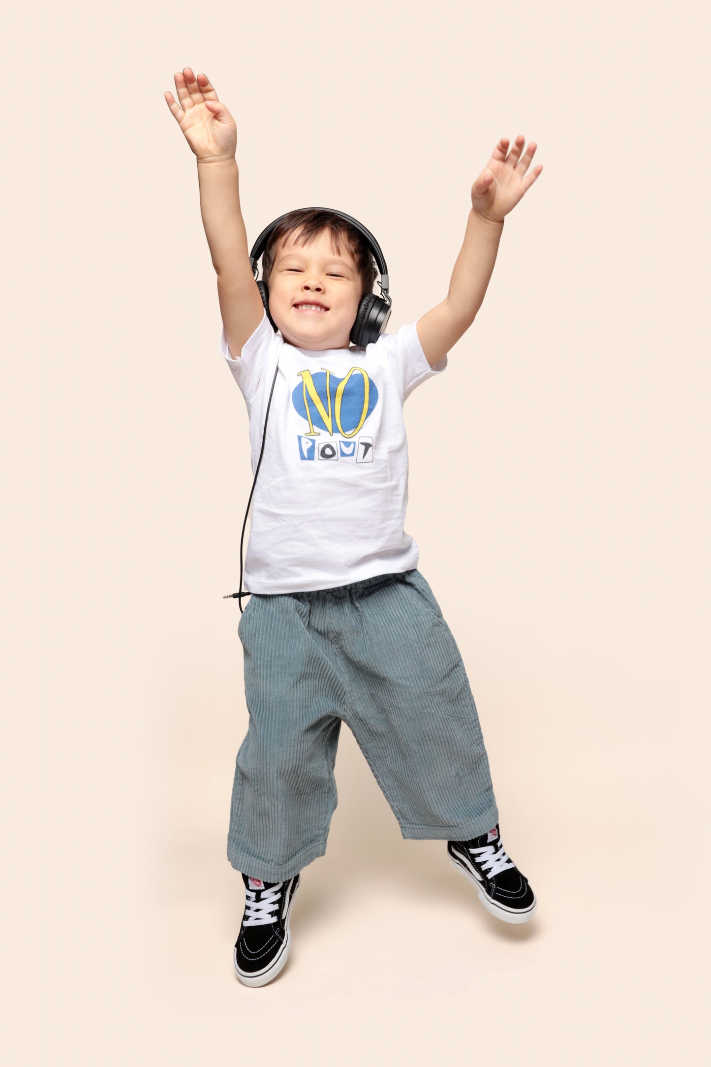 NO POUT Kids Tee